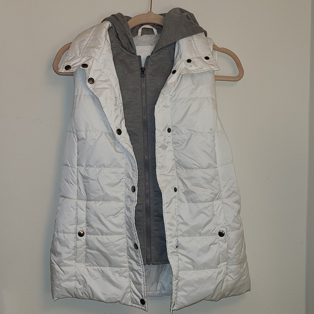 Arizona puffy vest with grey hood